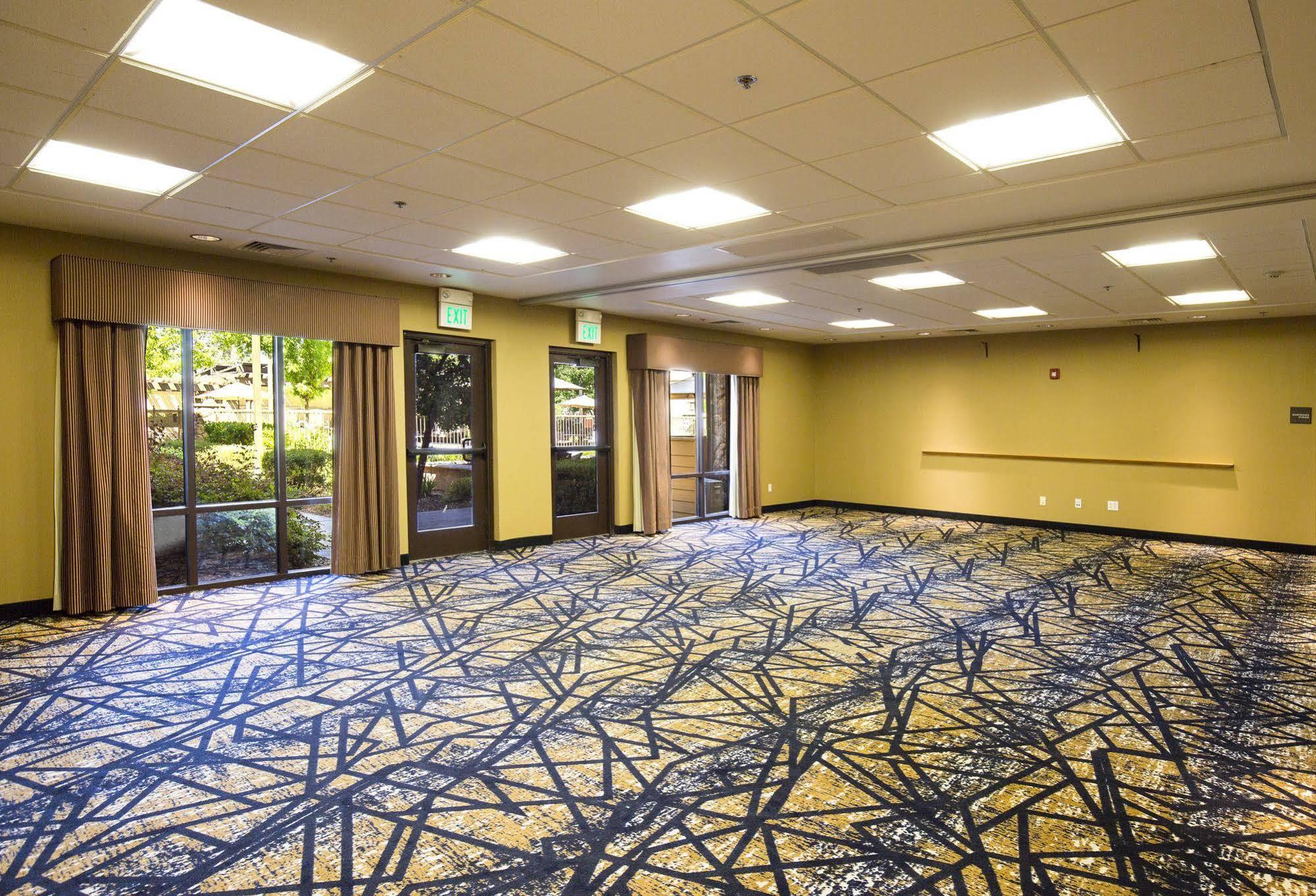 Hampton Inn & Suites Windsor-Sonoma Wine Country Eksteriør bilde