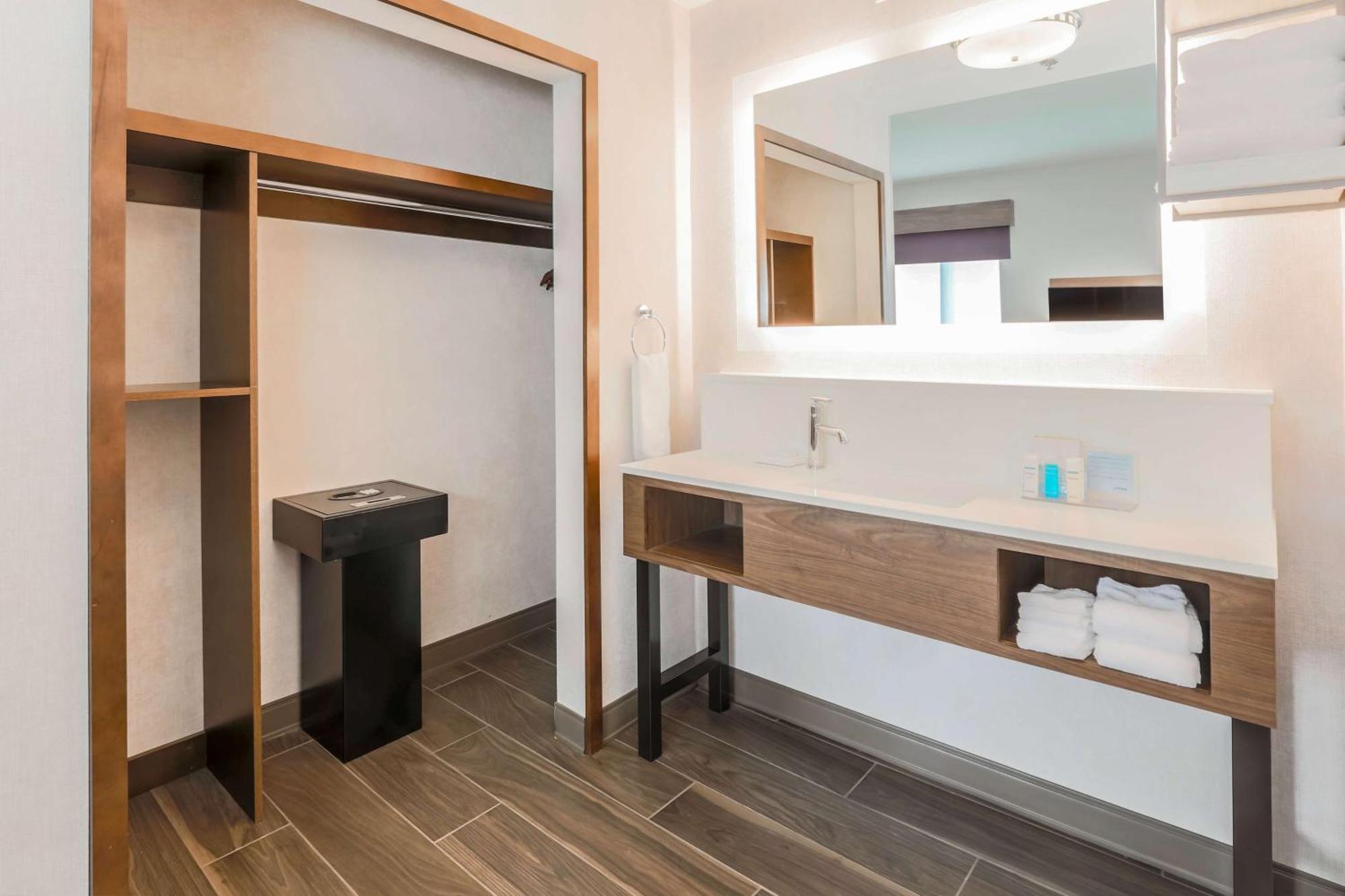 Hampton Inn & Suites Windsor-Sonoma Wine Country Eksteriør bilde