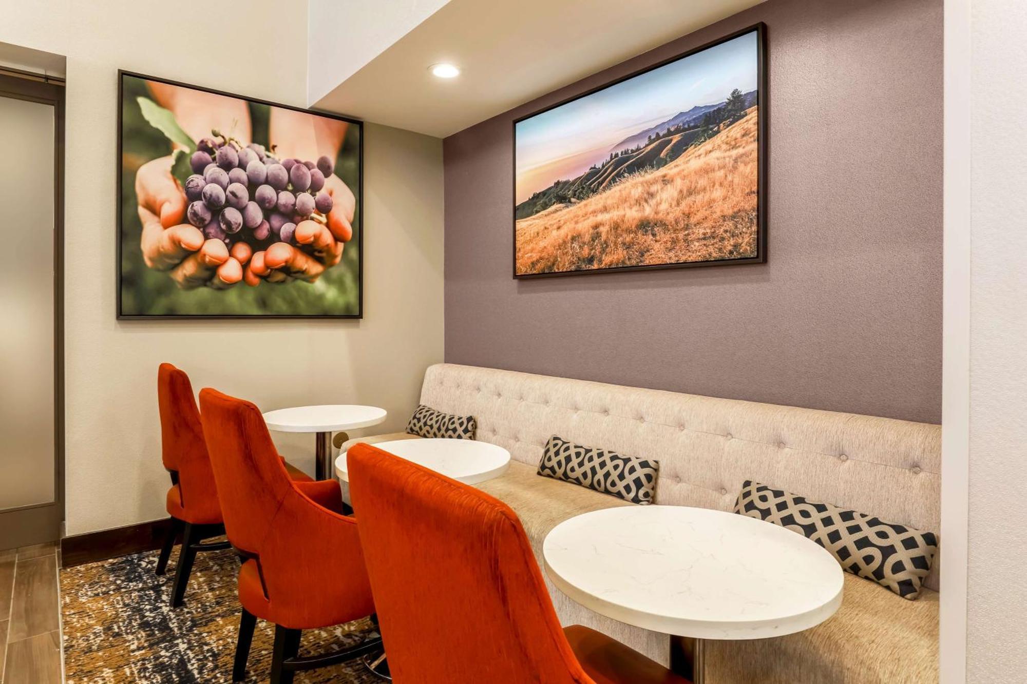 Hampton Inn & Suites Windsor-Sonoma Wine Country Eksteriør bilde