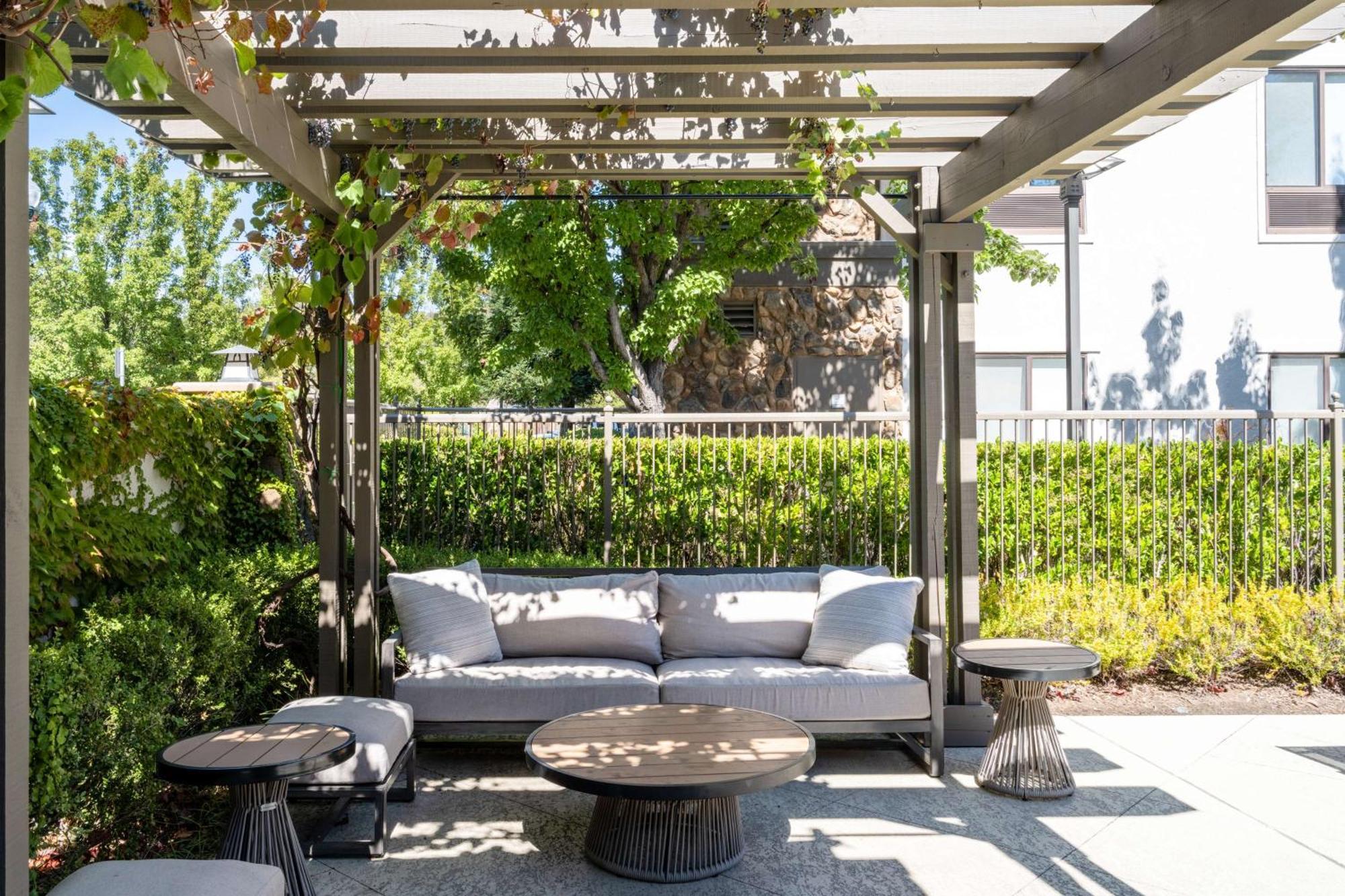 Hampton Inn & Suites Windsor-Sonoma Wine Country Eksteriør bilde